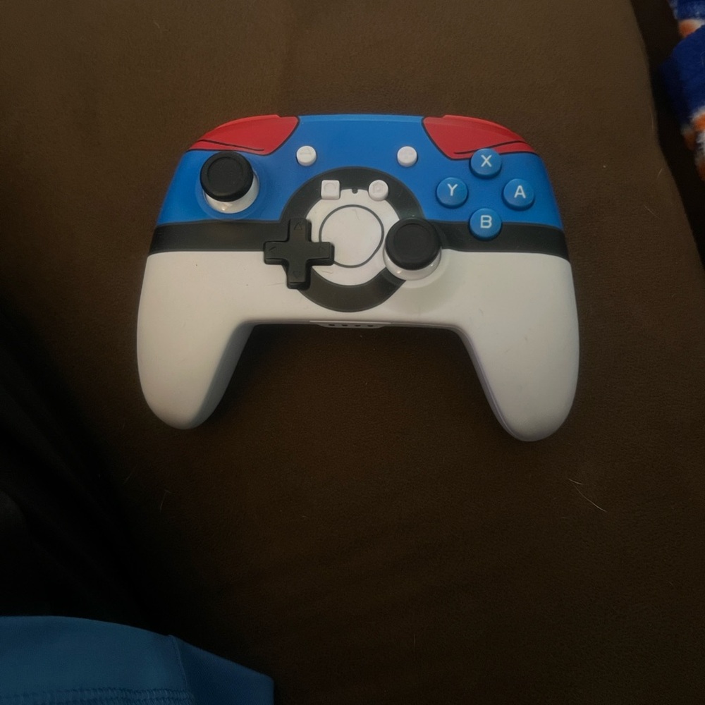 Wireless Gaming Controller - Blue and White